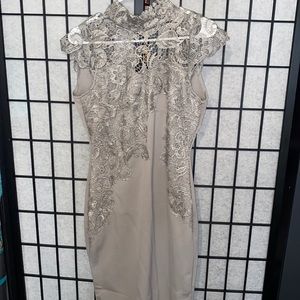 Club London Lace Gray dress